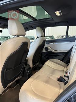 بی ئێم دەبڵیو X2